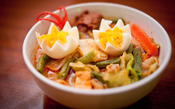 Rasa Singapura - Peranakan Food & Bar