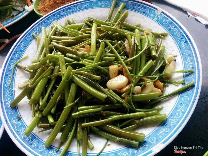 Rau muống xào