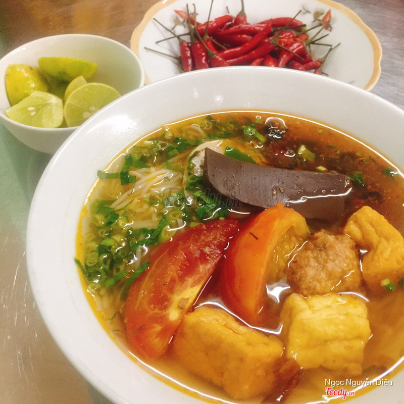 Búnn riêu Ốc 😋