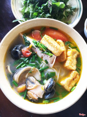 bún riêu ốc