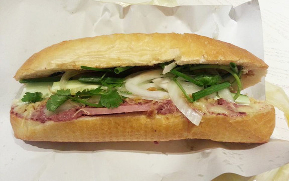 Bánh Mì - Hàng Buồm