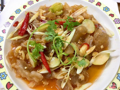 Gân bò sốt Thái quá xá cay