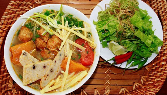 Cô Ba Tam Kỳ - Mì Quảng & Bún Chả Cá