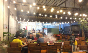 Được bạn rủ xuống ăn. Món tại quán ướp khá ngon, Nước chấm OK.  không gian quán thoáng mát, phù hợp cho bạn bè và gia đình. Nhân viên và chủ quán nhiệt tình.  sẽ quay lại 