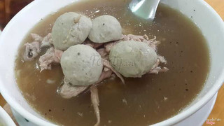 Phở tái, bò viên