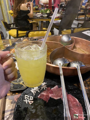 Đành nỏ zô ly như uống nước ép thơm