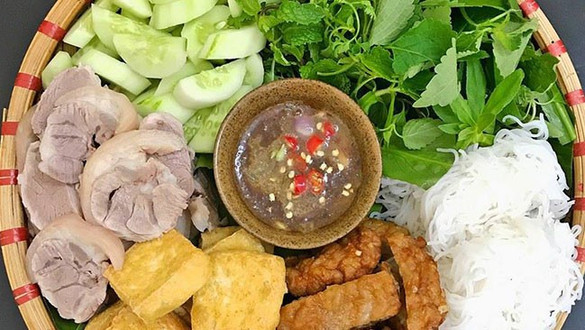 Hồng Hà Quán - Bún Đậu Mắm Tôm - 376 Thụy Khuê