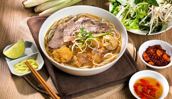 Bún Bò Huế 3T - 727 Trần Tất Văn