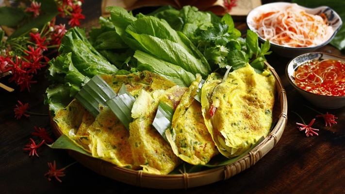 Cô Thủy Quảng Ngãi - Bánh Xèo & Ram Bắp