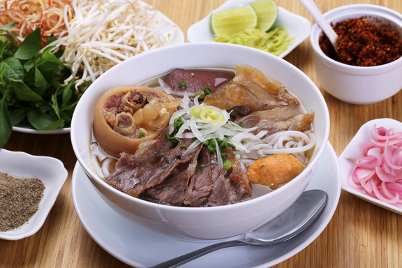 Bún Bò Huế Chính Hiệu - Đường CC2