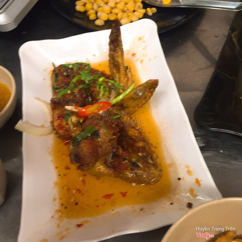 Cánh gà chiên mắm