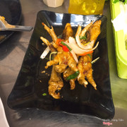 Chân gà chiên mắm