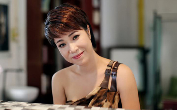 Cắt Tóc Mi Nguyệt