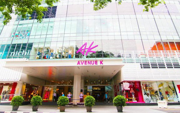 Avenue K Shopping Mall