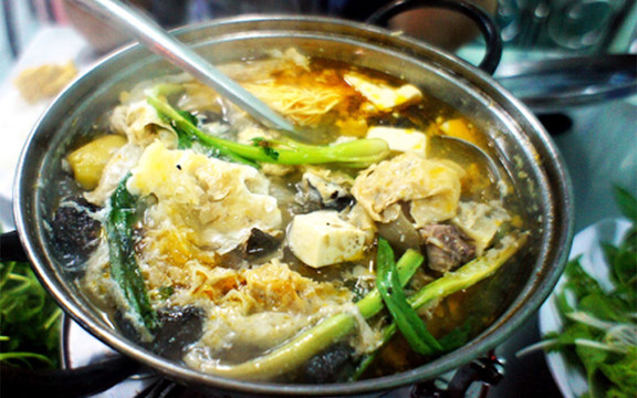 Lẩu Bò Huệ Hạnh