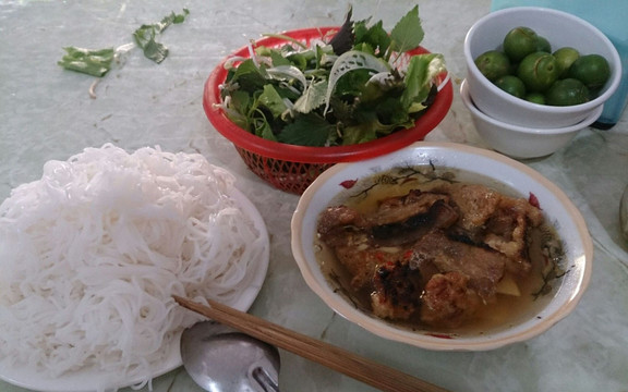 Tuyến Nga - Bún Chả