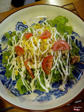 Salad cá ngừ