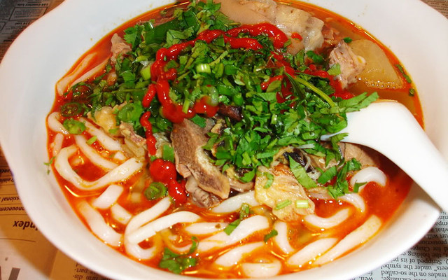 Bánh Canh Cô Bé