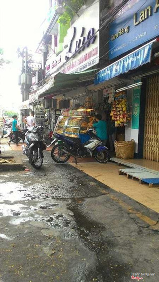 tiệm bánh mì lúa
