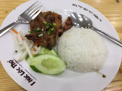 cơm sườn nướng