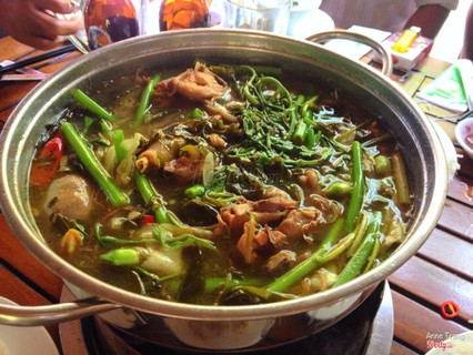 Lẩu gà lá giang