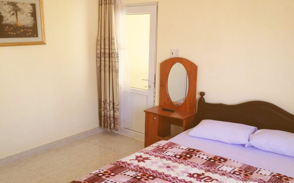 Phượng Hồng Guesthouse