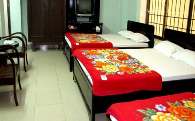 27 Hotel