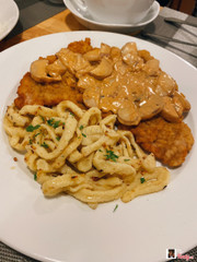 Jaeger Schnitzel