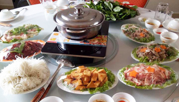 Lẩu Thái & BBQ - Mê Linh Plaza