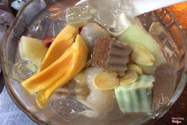 Chè khúc bạch