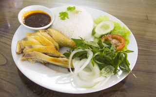Cơm Gà Thần Thánh
