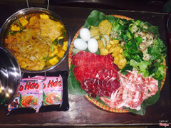 Lẩu riêu của sườn sinh 300k/mẹt