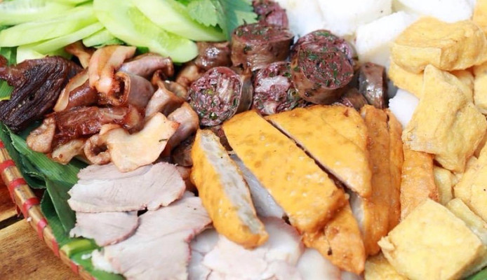 Bún Đậu Cây Đa Thuỵ Khuê Chính Hiệu - Quán Chuẩn - 235B Thụy Khuê