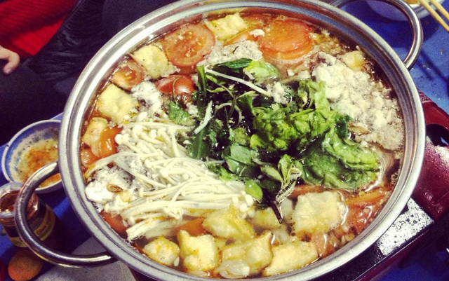 Đức Tỉn - Chuyên Lẩu Nướng