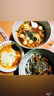 1. Mỳ Jajang sợi mềm 2. Teobokki pho mai 3. Soup bánh cá