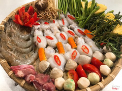 Combo lẩu mực sữa 155k