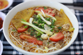 Bún riêu cua