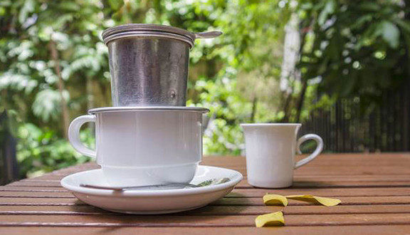 Cây Bàng - Cafe & Sinh Tố