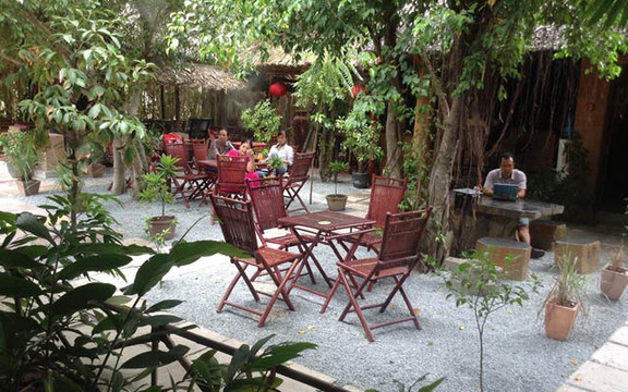 MMA Cafe - Lê Văn Lương