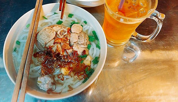 2 Chị Em - Bánh Canh & Hủ Tiếu Giò Heo