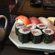 sushi cá ngừ