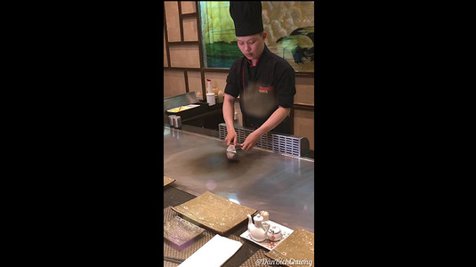 BIỂU DIỄN TEPPANYAKI