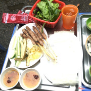 Nem lụi, ngao xào dừa, ốc xào me - ngõ 4 ( ngõ xưởng phim ) Thuỵ Khuê Hà Nội