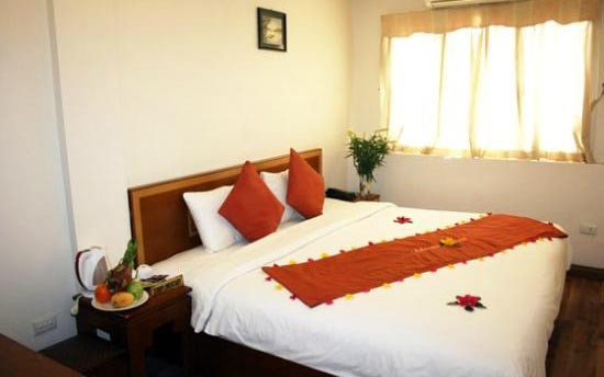 Grand Holiday Hotel 2 - Ngõ Huyện 