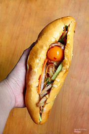 B&#225;nh M&#236; B&#236; X&#237;u Mại