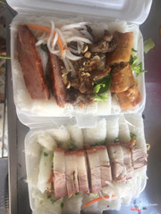 Bánh hỏi thịt nướng 25k, Bánh hỏi heo quay 30k