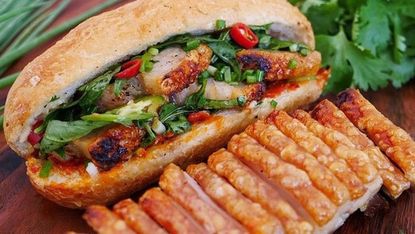 Bánh Mì Chân Giò Nướng & Coffee Mộc - Nguyễn Thị Định