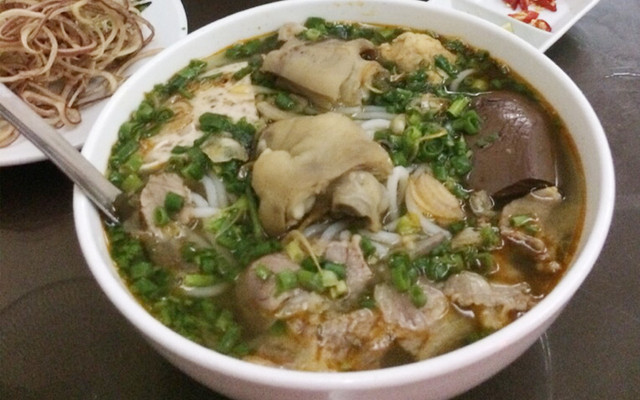 Bún Bò Bà Hòa - Hoàng Văn Thái