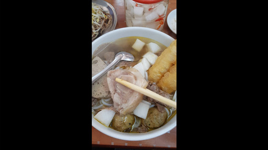 Bún Bò Huế - Lê Lợi