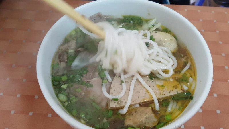 Bún Bò Huế - Lê Lợi